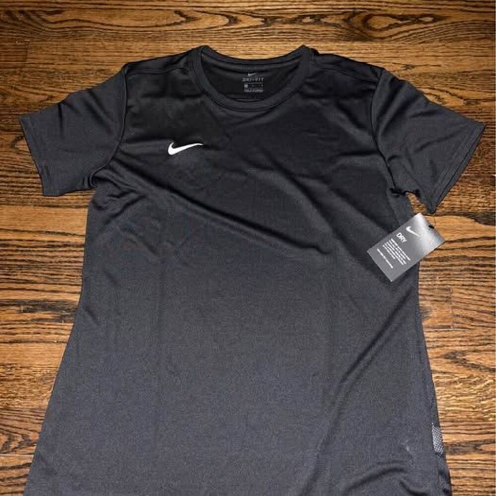 NWT Large Women’s Nike Dri-Fit Shirt Black Athletic